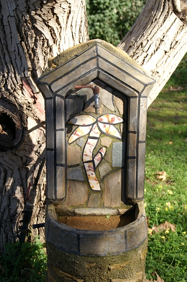 PICT2205 small WATER FAUCET by RIVER PATH.jpg - 218273 Bytes